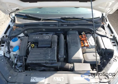 2014 Volkswagen Jetta Hybrid Se from USA, damaged, VIN 3VW637AJ2EM215544